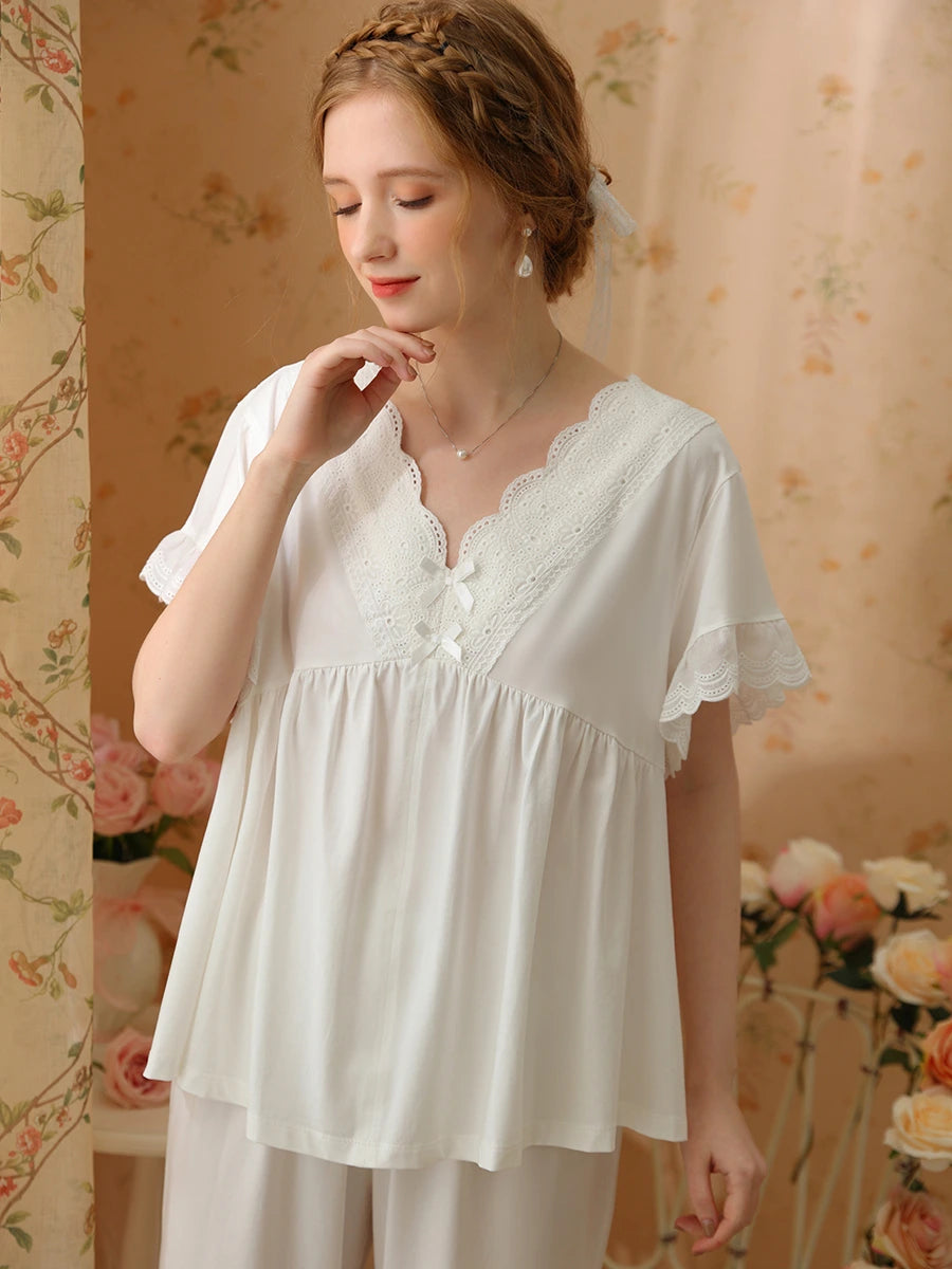 White Romantic Vintage Big V-Neck Embroidered Bow-Knot Lace Short-Sleeved Loungewear Nightwear Pajama Set
