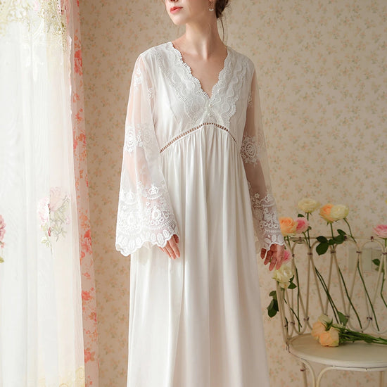 White Vintage Romantic Deep V Exquisite Large Embroidery See-Through Mesh Long-Sleeved Nightwear Nightdress