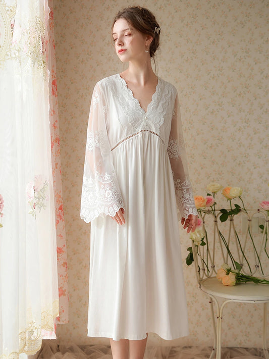 White Vintage Romantic Deep V Exquisite Large Embroidery See-Through Mesh Long-Sleeved Nightwear Nightdress