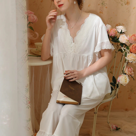 White Romantic Vintage Big V-Neck Embroidered Bow-Knot Lace Short-Sleeved Loungewear Nightwear Pajama Set