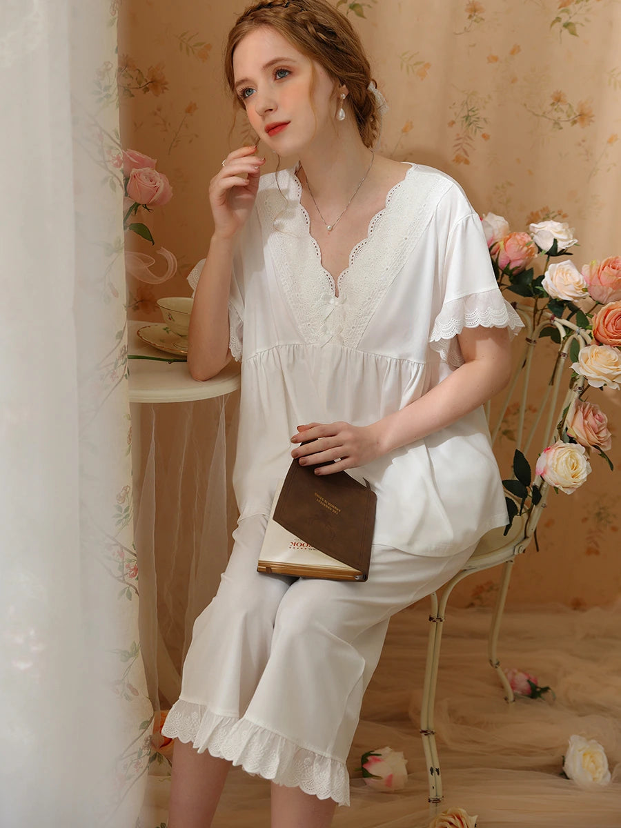 White Romantic Vintage Big V-Neck Embroidered Bow-Knot Lace Short-Sleeved Loungewear Nightwear Pajama Set