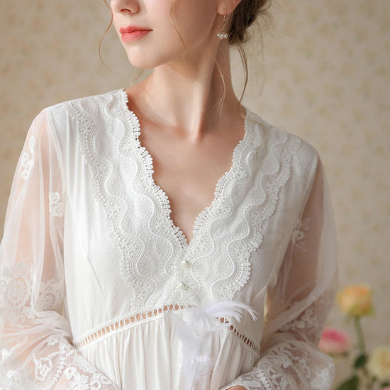 White Vintage Romantic Deep V Exquisite Large Embroidery See-Through Mesh Long-Sleeved Nightwear Nightdress