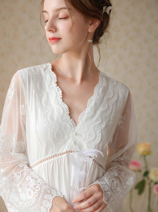 White Vintage Romantic Deep V Exquisite Large Embroidery See-Through Mesh Long-Sleeved Nightwear Nightdress