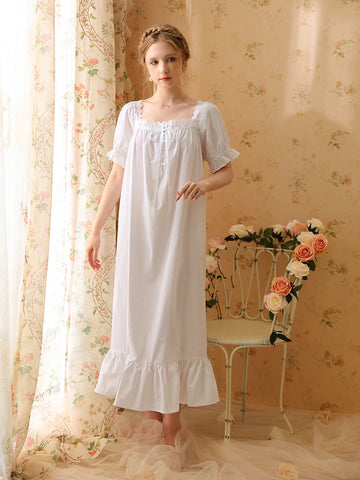 White Vintage Romantic Exquisite Embroidered Bow-Knot Chest Button Short-Sleeved Nightwear Nightdress