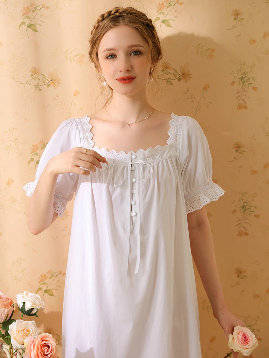 White Vintage Romantic Exquisite Embroidered Bow-Knot Chest Button Short-Sleeved Nightwear Nightdress