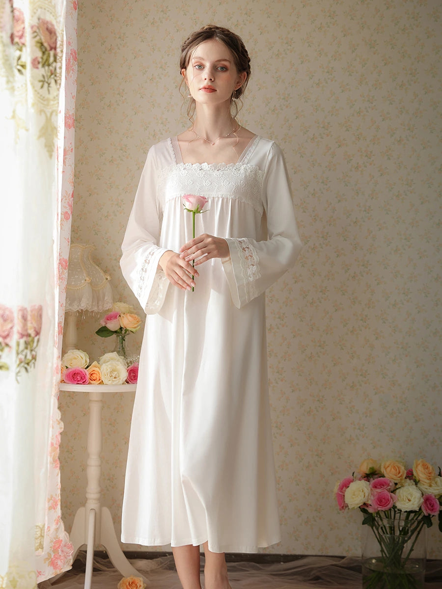 White Vintage Romantic Chinese Style Embroidered Lace See-Through Mesh Long-Sleeved Nightwear Nightdress
