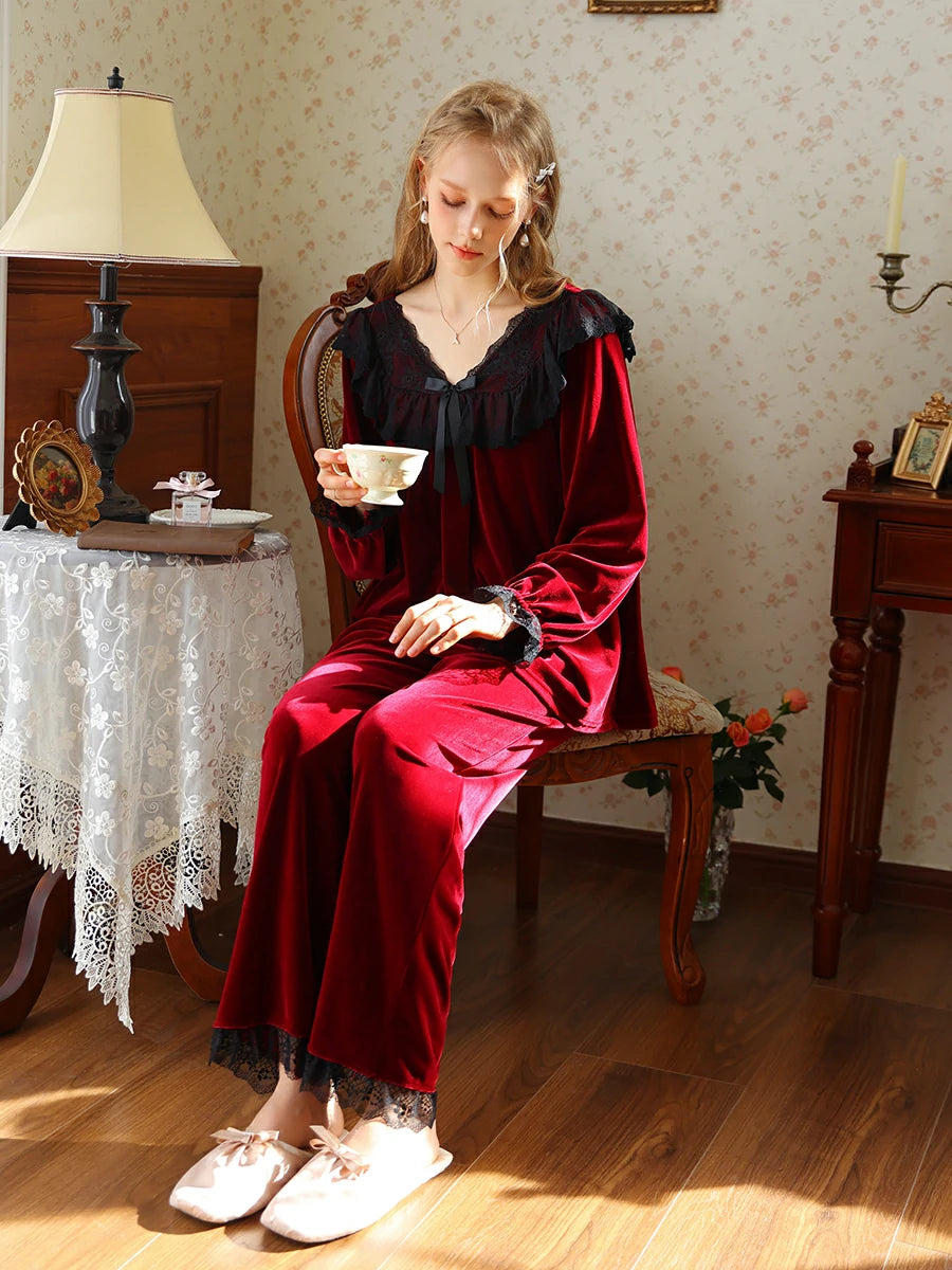 Slessic Romantic Vintage French Exquisite Lace Bow Autumn And Winter Warm Velvet Pajama Set Loungewear Sleepwear