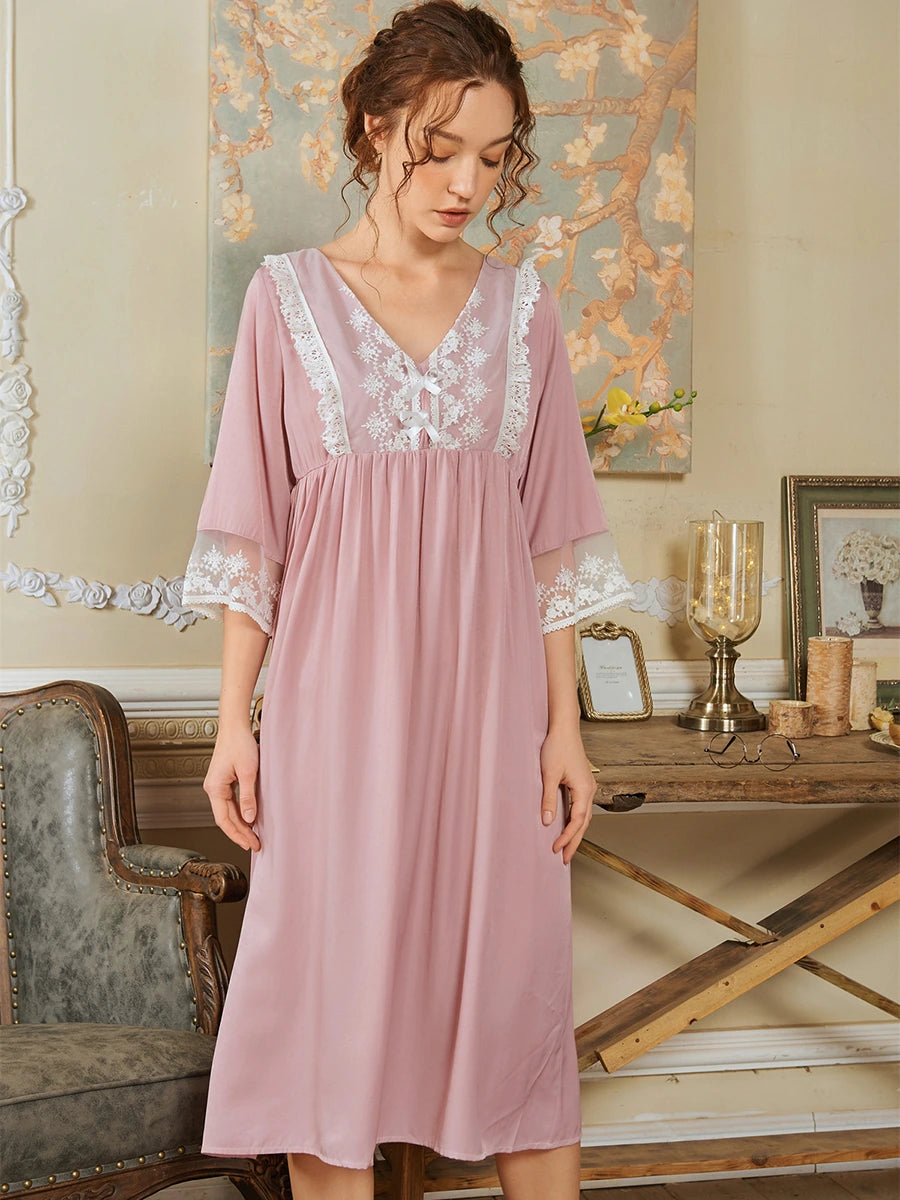Pink Palace Vintage Style V-neck Lace Chest Lace-up Noble Nightwear Nightdress