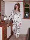 Elegant long sleeve giraffe print sleepwear set for women