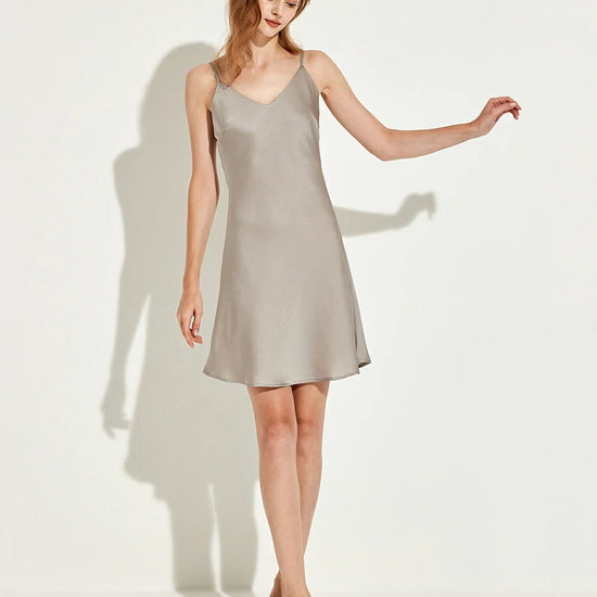 Slessic Satin Chemise Nightgown Thin Strap Sleep Dress with V-Neckline and Lustrous Fabric Elegant Drape and Soft Texture for Relaxing Evenings and Nightwear