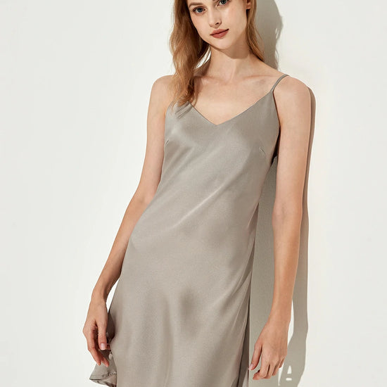 Slessic Satin Chemise Nightgown Thin Strap Sleep Dress with V-Neckline and Lustrous Fabric Elegant Drape and Soft Texture for Relaxing Evenings and Nightwear