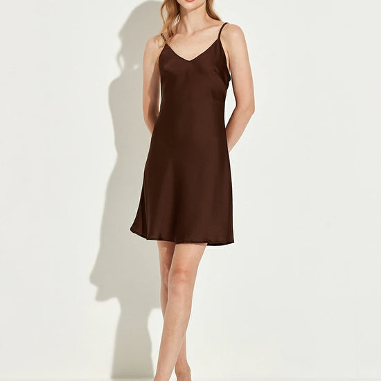 Slessic Satin Chemise Nightgown Thin Strap Sleep Dress with V-Neckline and Lustrous Fabric Elegant Drape and Soft Texture for Relaxing Evenings and Nightwear