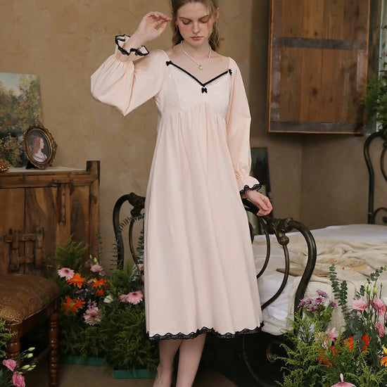 Slessic Vintage Elegant Palace Style Contrast Color Large V-Neck Exquisite Large Embroidered Lace Edge Nightdress Nightwear Sleepwear