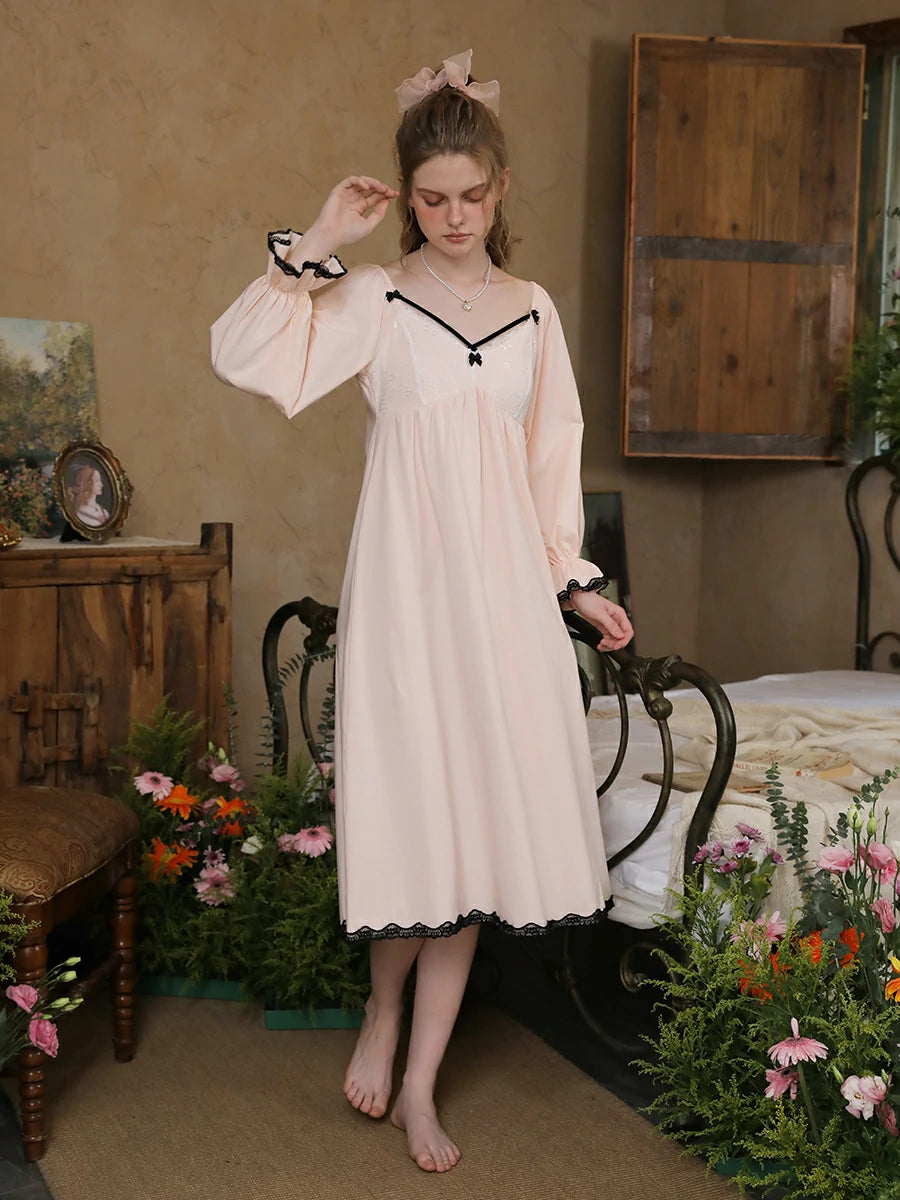 Slessic Vintage Elegant Palace Style Contrast Color Large V-Neck Exquisite Large Embroidered Lace Edge Nightdress Nightwear Sleepwear