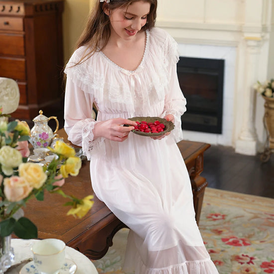 Slessic Vintage Romantic Palace Style V-neck Large Exquisite Lace Embroidery Double-layer Mesh Elegant Nightdress Nightwear Sleepwear