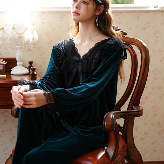 Slessic Romantic Vintage French Exquisite Lace Bow Autumn And Winter Warm Velvet Pajama Set Loungewear Sleepwear