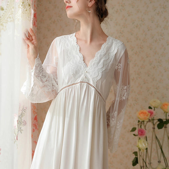 White Vintage Romantic Deep V Exquisite Large Embroidery See-Through Mesh Long-Sleeved Nightwear Nightdress