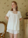 Breathable cotton pajama set with feminine embroidery