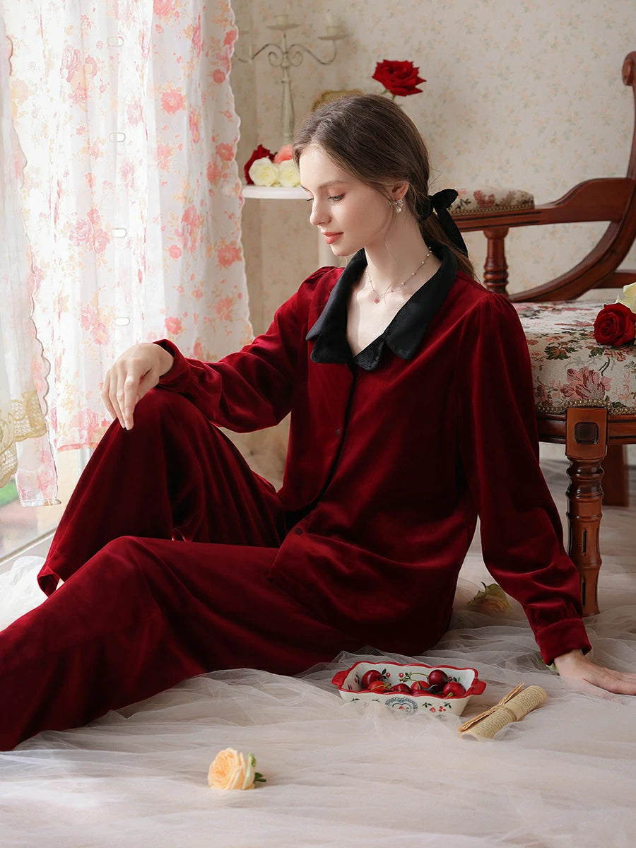 Slessic Vintage Romantic Womens Nightwear For Spring Autumn And Winter Simple Gold Velvet Splicing Long-Sleeved Loungewear Pajamas Set