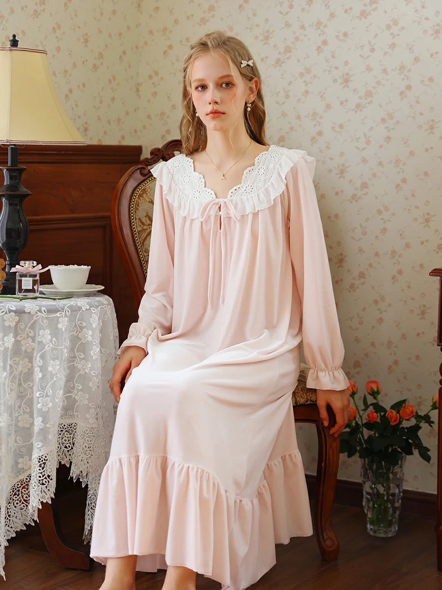 Slessic Romantic French Loose Exquisite Large Embroidered Autumn And Winter Warm Velvet Nightdress Nightwear Sleepwear