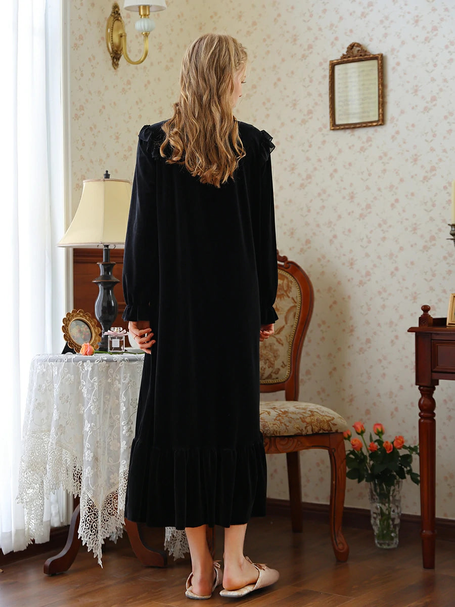 Slessic Romantic French Loose Exquisite Large Embroidered Autumn And Winter Warm Velvet Nightdress Nightwear Sleepwear
