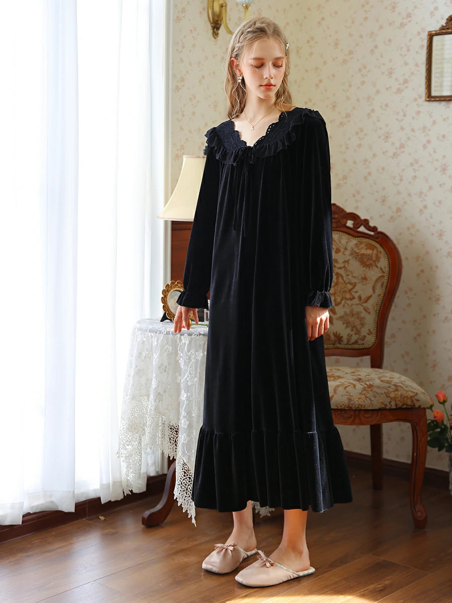 Slessic Romantic French Loose Exquisite Large Embroidered Autumn And Winter Warm Velvet Nightdress Nightwear Sleepwear
