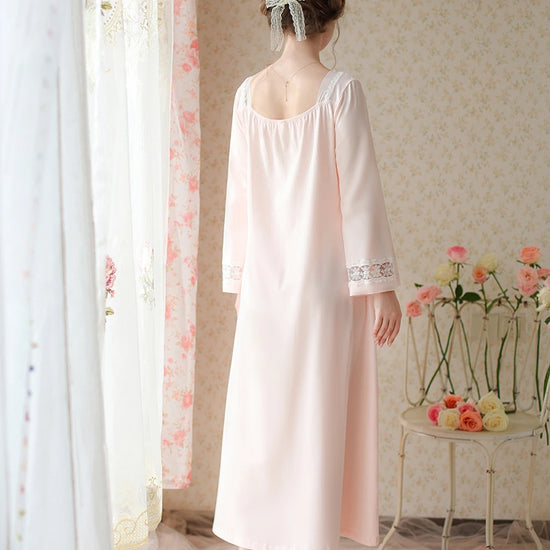 Pink Vintage Romantic Chinese Style Embroidered Lace See-Through Mesh Long-Sleeved Nightwear Nightdress