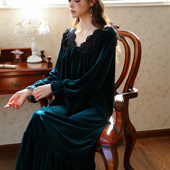 Slessic Romantic French Loose Exquisite Large Embroidered Autumn And Winter Warm Velvet Nightdress Nightwear Sleepwear