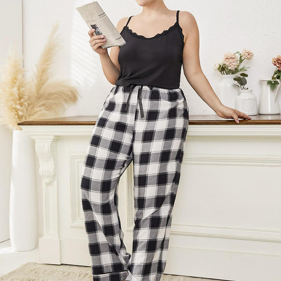 Black Plus Size Classic Lace Neckline Plaid Print Elegant Camisole Loungewear Sleepwear Pajama set